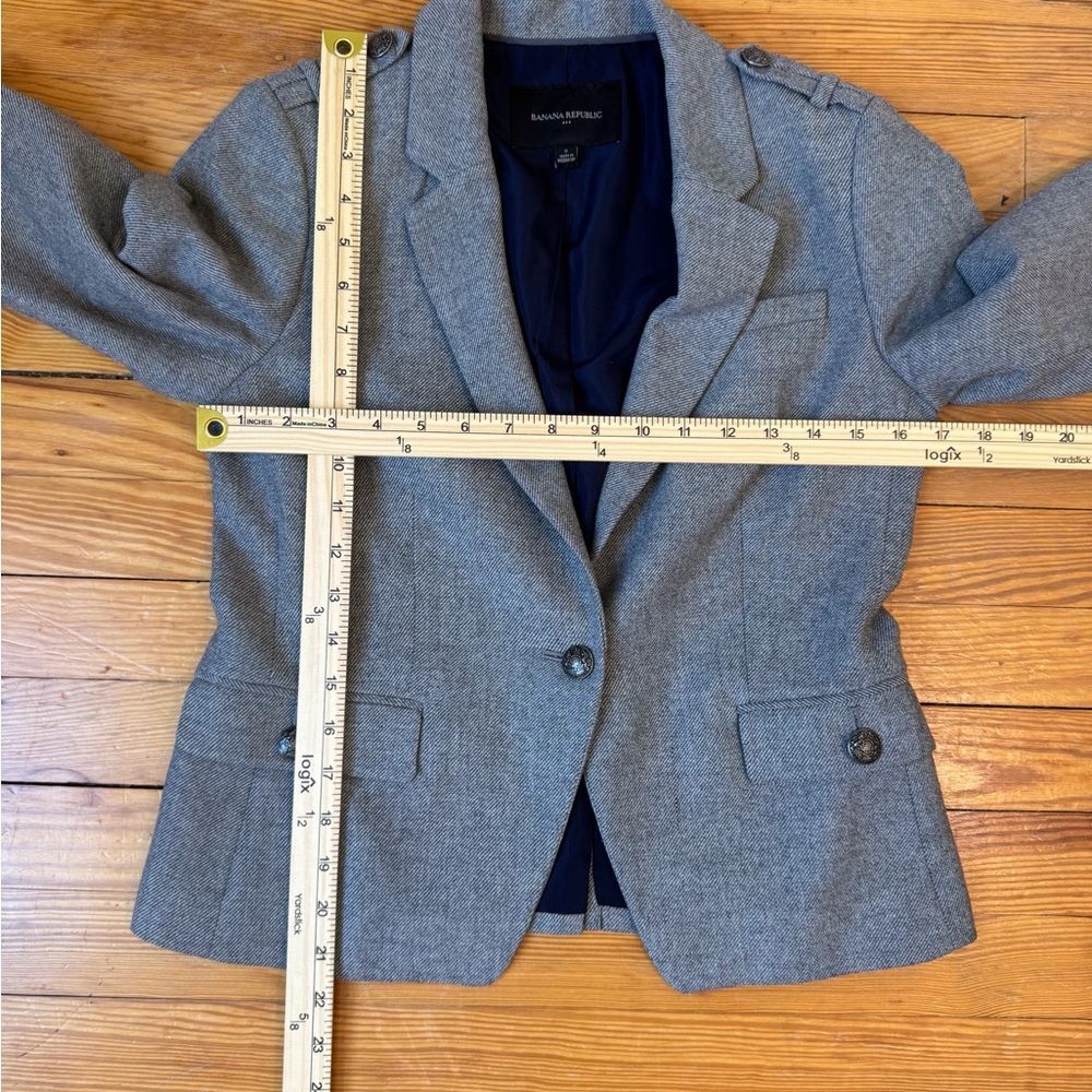 Banana Republic Military Inspired Gray Women's Tailored Wool Blend Blazer - Picture 4 of 11